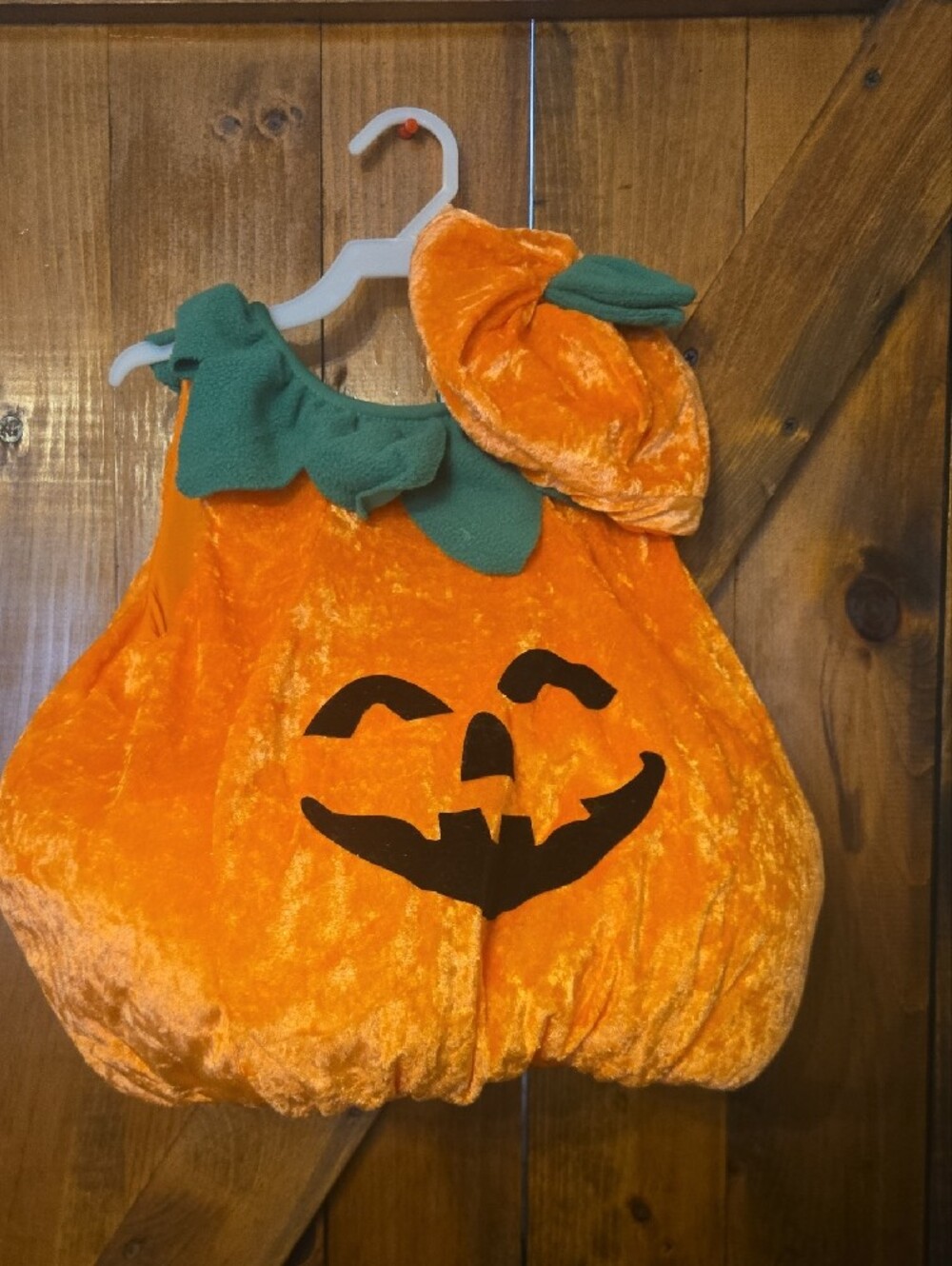 Spirit Orange Pumpkin Infant Costume with Green Collar - Picture 4 of 4